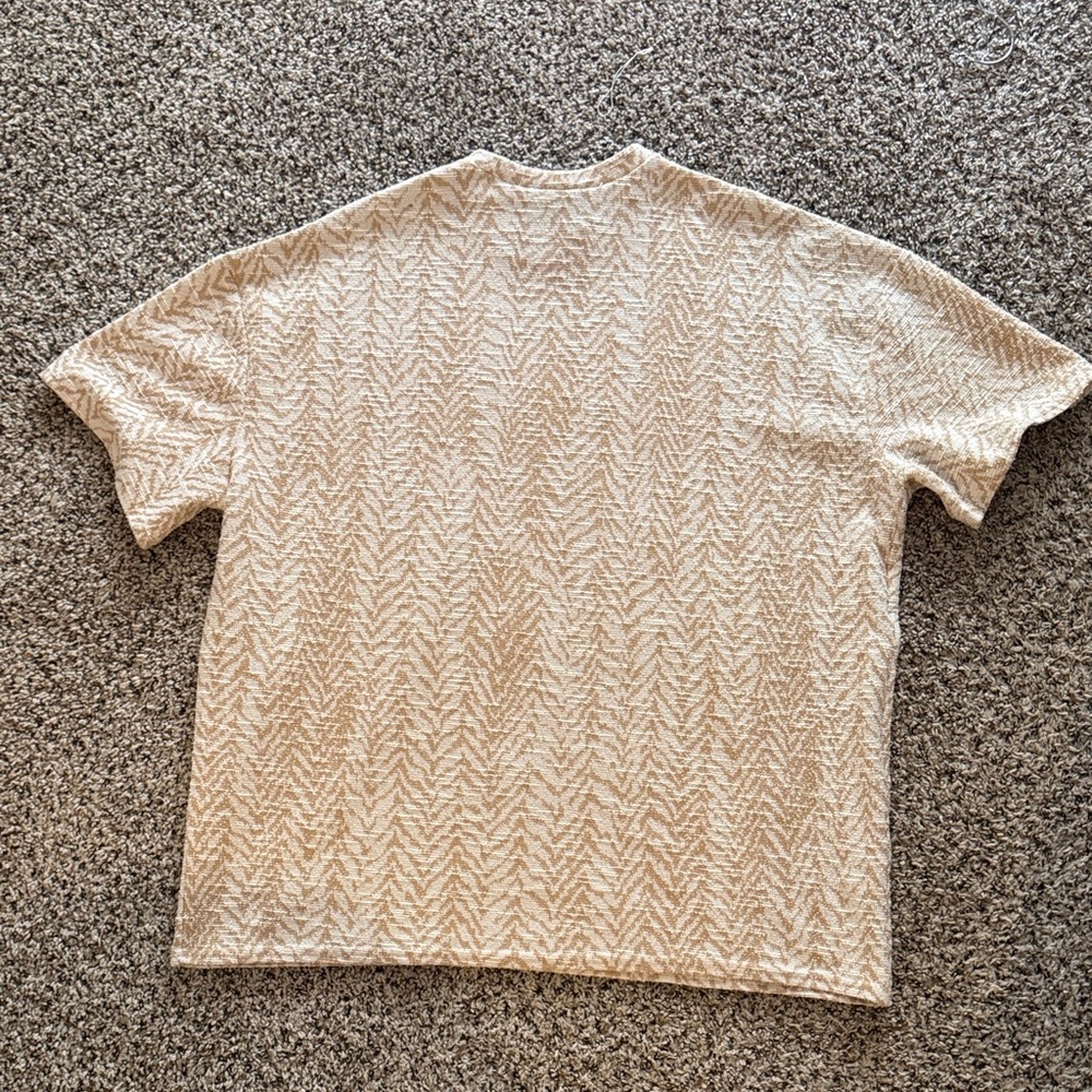Cream Patterned Tee - Picture 5 of 6